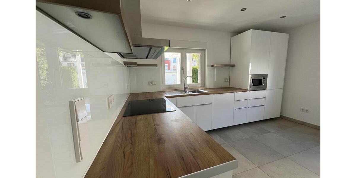 Doppelhaushälfte Wolfsburg - 5 Zimmer, 133 m&sup2;, 1.950&euro; | Angebot:25612679