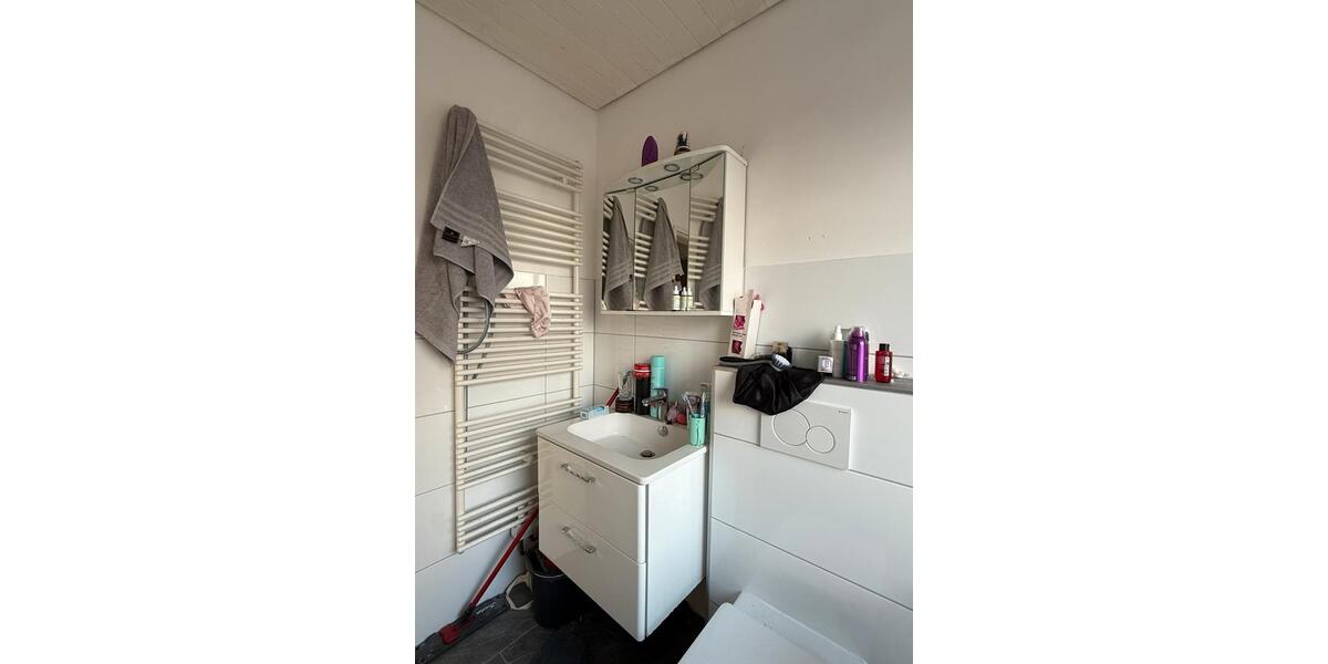 Etagenwohnung Wolfenbüttel Ahlum - 3 Zimmer, 75 m&sup2;, 1.100&euro; | Angebot:25979503