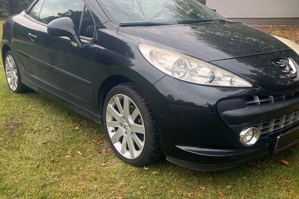 Peugeot 207 112.000 km 2.990 &euro; salzgitter 38226