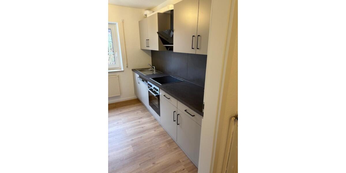 Erdgeschoßwohnung Wendeburg - 3 Zimmer, 80 m&sup2;, 930&euro; | Angebot:24850125