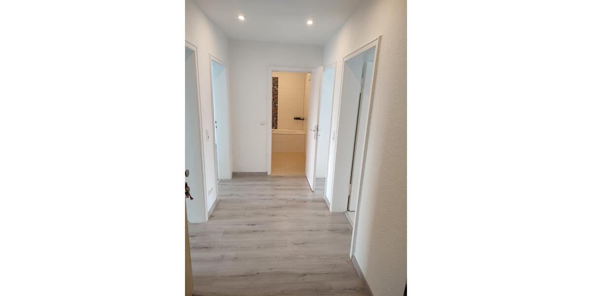 Etagenwohnung Braunschweig Nordstadt - 3 Zimmer, 70 m&sup2;, 720&euro; | Angebot:24841349