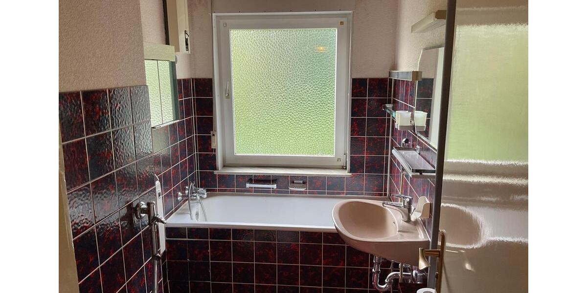 Doppelhaushälfte Wolfsburg - 8 Zimmer, 180 m&sup2;, 1.900&euro; | Angebot:26548078