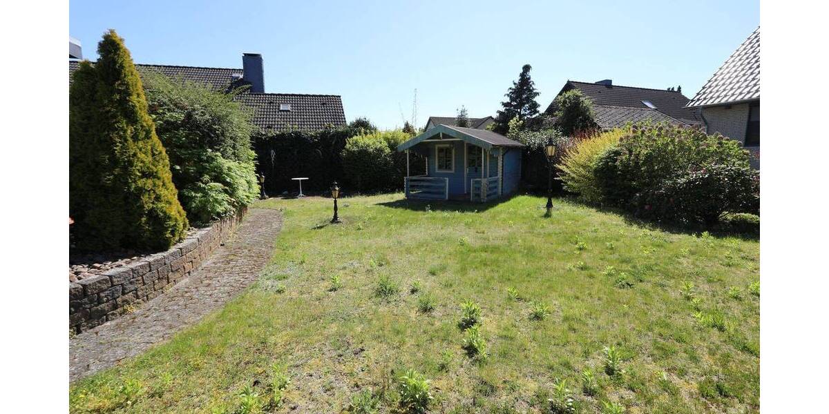 Mehrfamilienhaus, Wohnhaus Gifhorn - 8 Zimmer, 209 m&sup2;, 365.000&euro; | Angebot:26499070