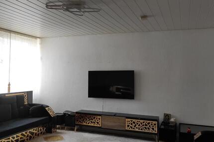 Schöne 3 Zimmer Wohnung 65m² mit Balkon nähe Arbeitsamt