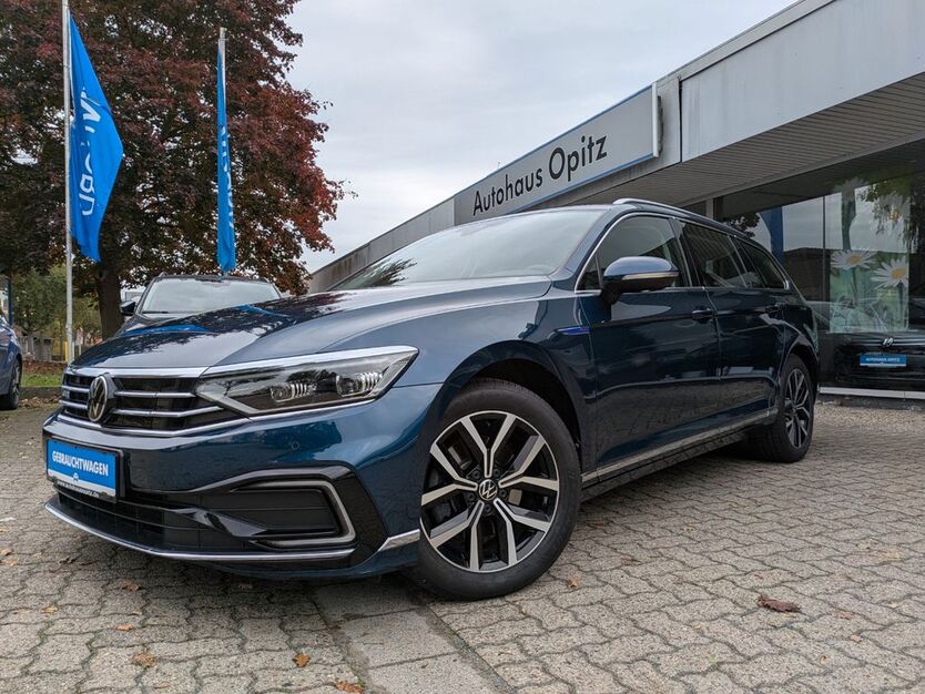 VW Passat Variant 86.470 km 21.880 € Wendeburg 38176