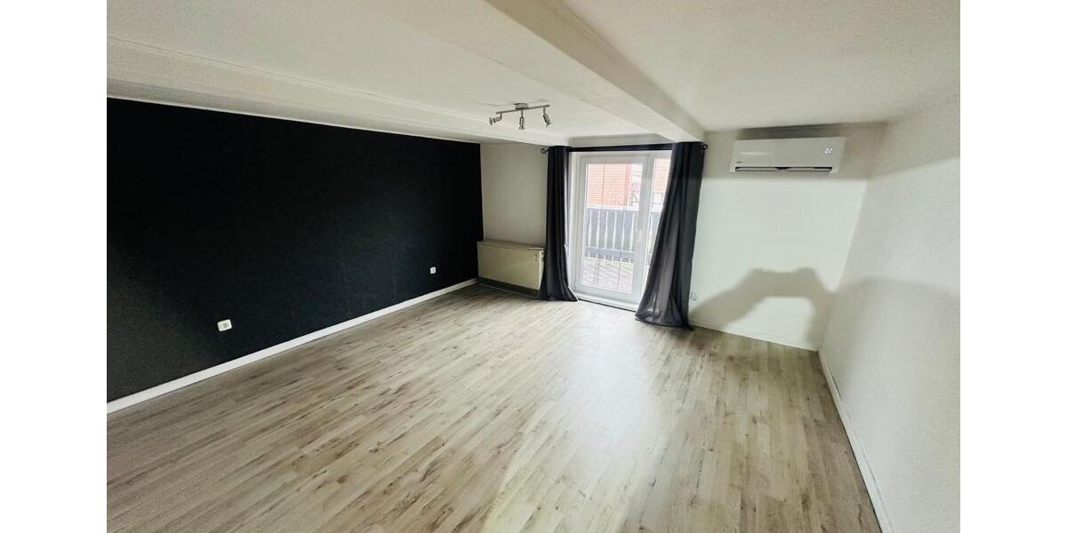 Etagenwohnung Liebenburg - 4 Zimmer, 170 m&sup2;, 760&euro; | Angebot:24576324