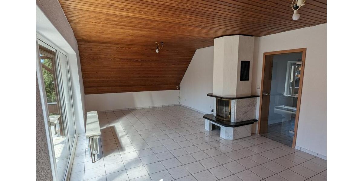 Dachgeschoßwohnung Gifhorn - 3 Zimmer, 95 m&sup2;, 750&euro; | Angebot:25151392
