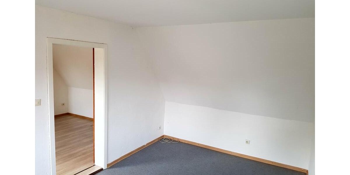 Dachgeschoßwohnung Wasbüttel - 2 Zimmer, 50 m&sup2;, 420&euro; | Angebot:24726830