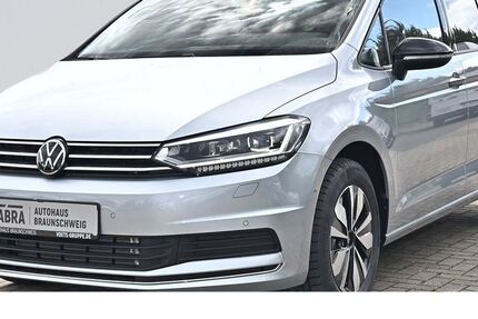 VW Touran 22.250 km 36.880 &euro; Braunschweig 38108