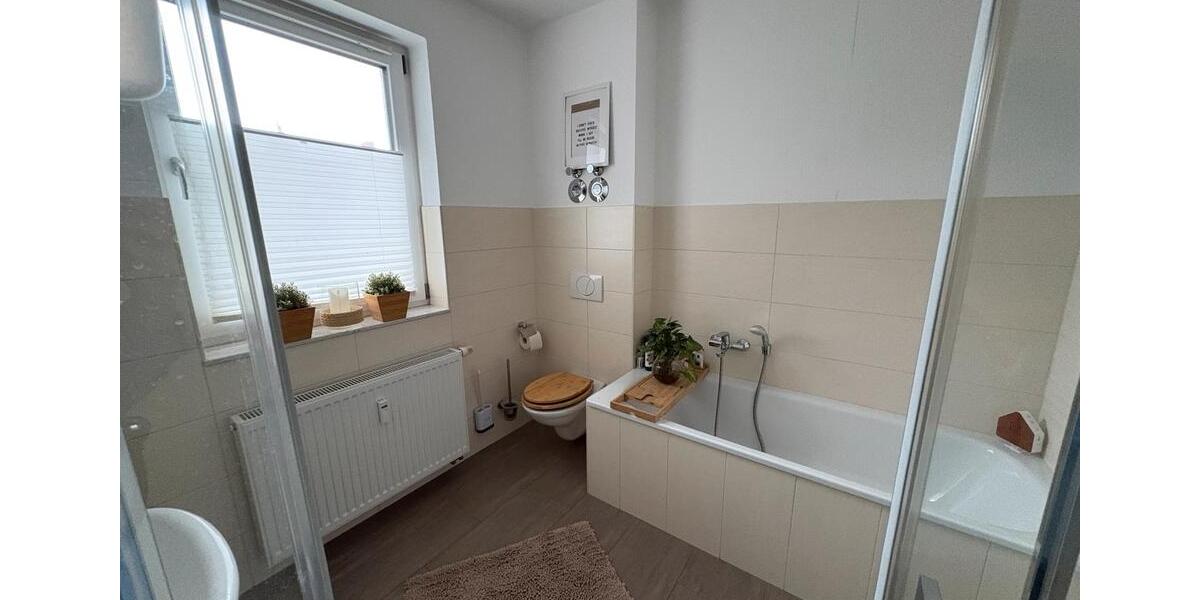 Etagenwohnung Sickte - 3 Zimmer, 90 m&sup2;, 1.000&euro; | Angebot:25934275