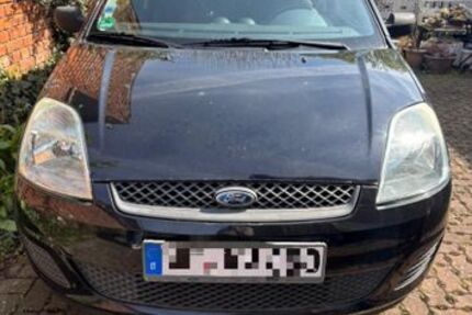 Ford Fiesta 131.121 km 2.300 &euro; Uehrde 38170