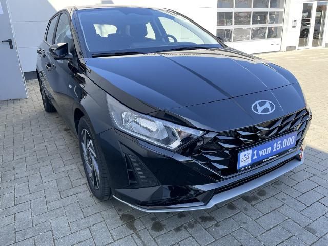 i20