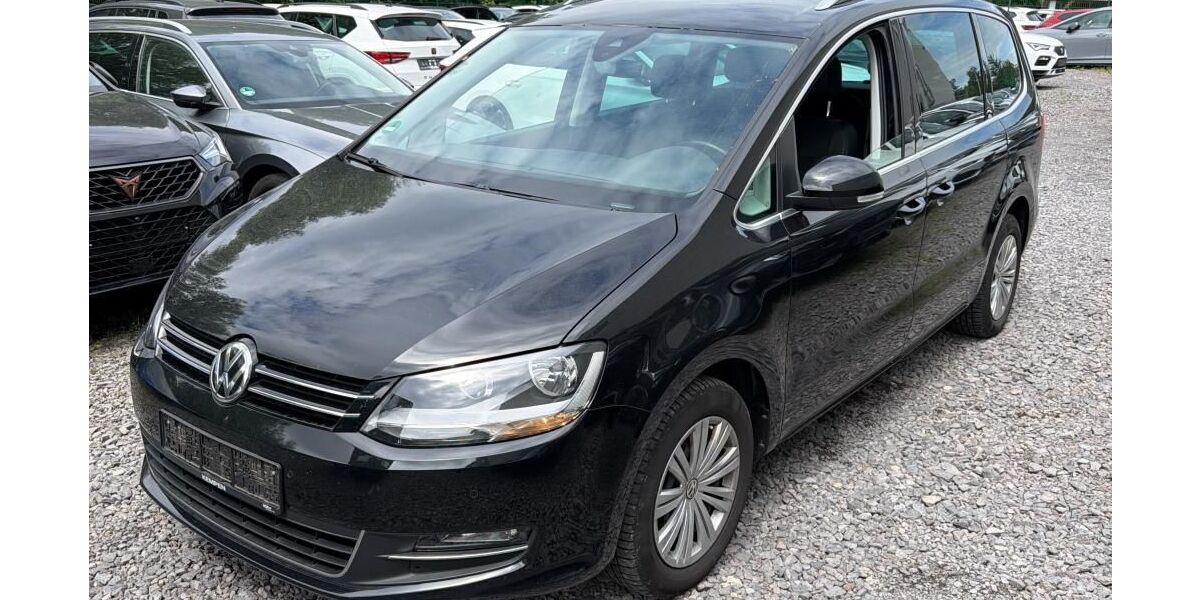 VW Sharan 125.961 km 21.990 &euro; Braunschweig 38122