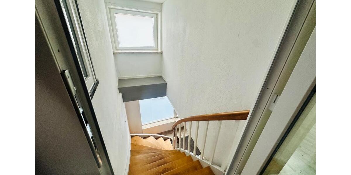 Etagenwohnung Liebenburg - 4 Zimmer, 170 m&sup2;, 760&euro; | Angebot:24576324