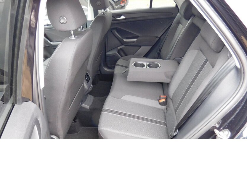 VW T-Roc 1.0 Life TSI BMT Navi Klima Alu 3.100 km 22.990 € Vordorf 38533
