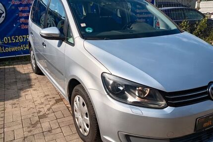 VW Touran 166.810 km 7.490 € Braunschweig 38112