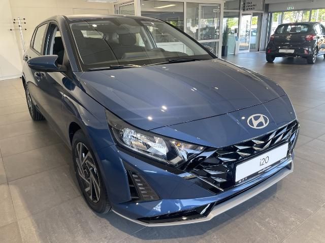 i20