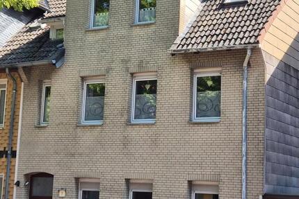 Haus Königslutter am Elm - 8 Zimmer, 172 m&sup2;, 195.000&euro; | Angebot:26647833