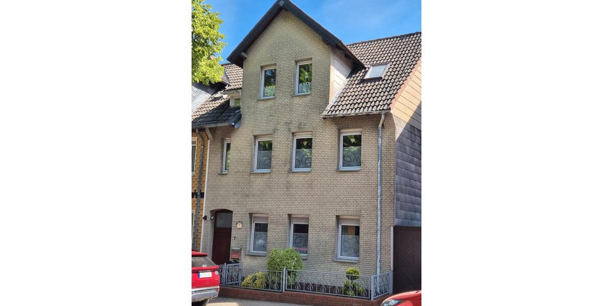 Mehrfamilienhaus, Wohnhaus Königslutter am Elm - 8 Zimmer, 172 m&sup2;, 195.000&euro; | Angebot:26647833