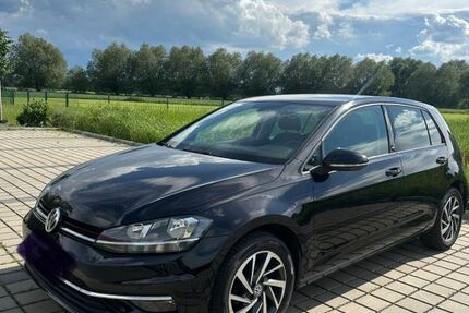 VW Golf 157.346 km 8.900 &euro; Lengede 38268