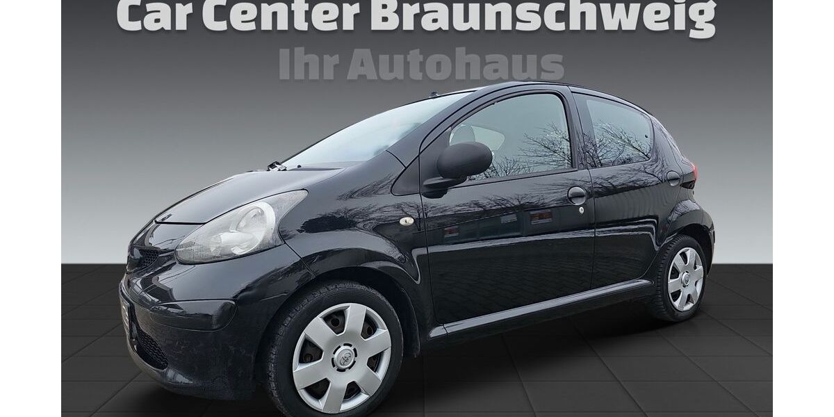 Toyota Aygo (X) 139.400 km 2.999 &euro; Braunschweig 38120