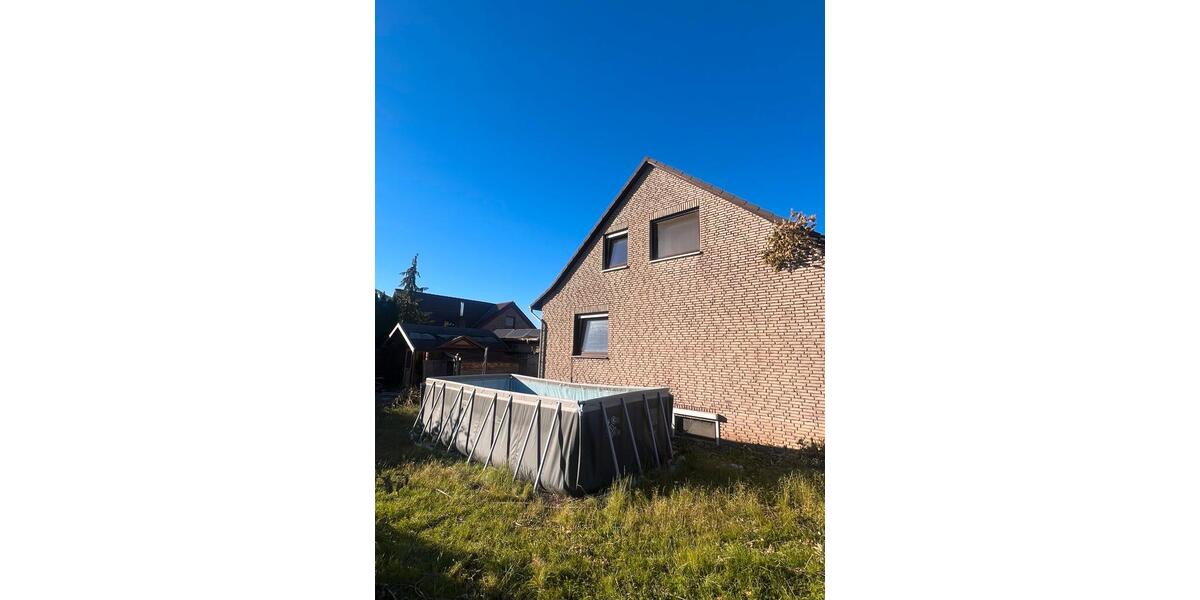 Einfamilienhaus Peine Südstadt - 8 Zimmer, 190 m&sup2;, 280.000&euro; | Angebot:26710186