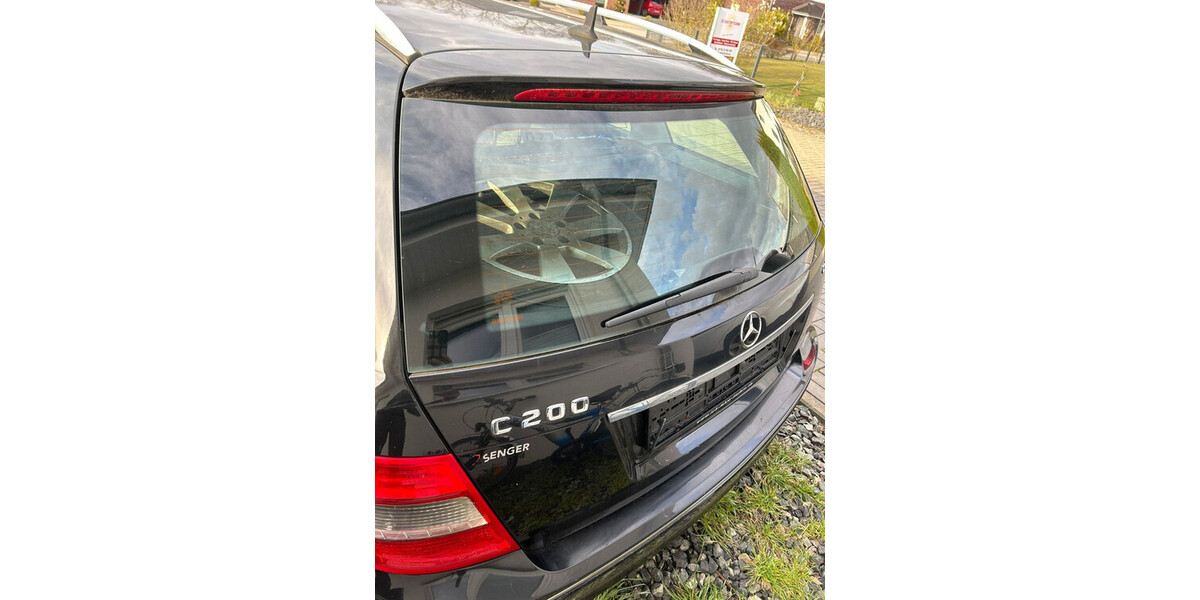 Mercedes-Benz 200er-Serie 371.000 km 2.400 &euro; Peine 31224