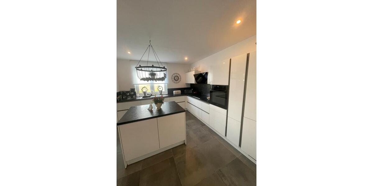 Doppelhaushälfte Lengede - 5 Zimmer, 155 m&sup2;, 1.750&euro; | Angebot:26641327
