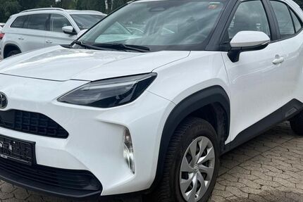 Toyota Yaris Cross 37.657 km 19.990 &euro; Braunschweig 38122