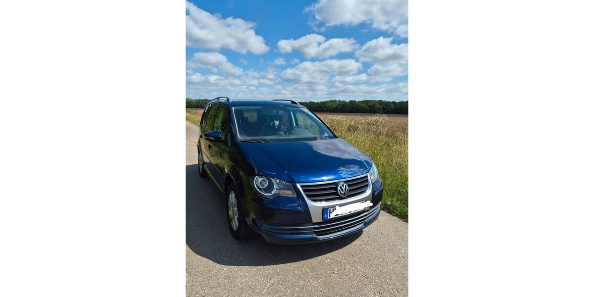 VW Touran 235.000 km 3.490 &euro; Lehre 38165