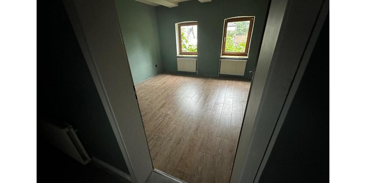 Etagenwohnung Söhlde - 4 Zimmer, 120 m&sup2;, 800&euro; | Angebot:25790289