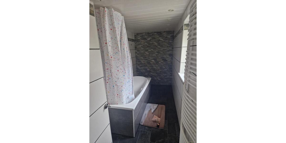 Reihenhaus Salzgitter Ortschaft Südost - 4 Zimmer, 120 m&sup2;, 300&euro; | Angebot:25563844