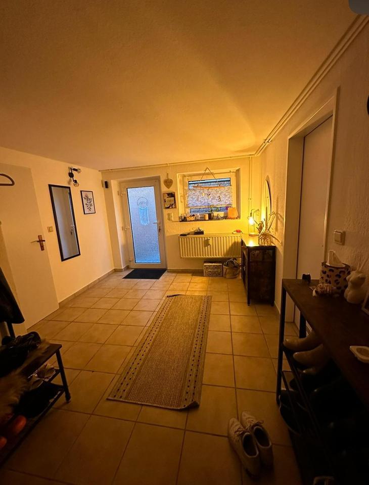 Gepflegte 3,5-ZKB 85qm Whg. im Souterrain, Kl. Ilsede, 395,- kalt zimmer