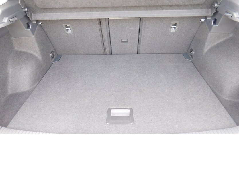 VW T-Roc 1.0 Life TSI BMT Navi Klima Alu 19.990 km 20.990 € Vordorf 38533