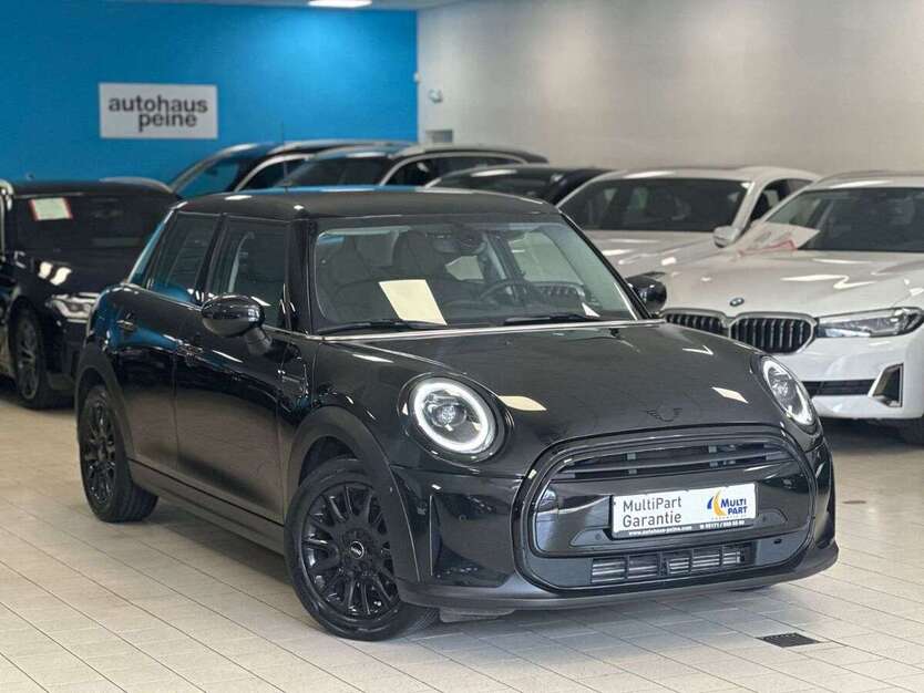 Mini One 77.714 km 17.999 € Peine 31228