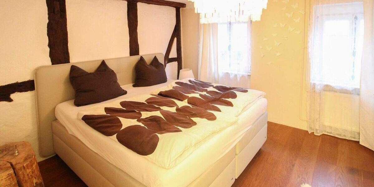 Reihenendhaus Königslutter - 7 Zimmer, 210 m&sup2;, 698.000&euro; | Angebot:24736692