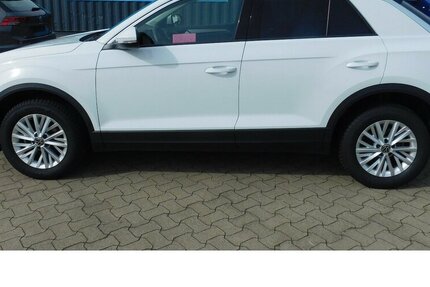 VW T-Roc 1.5 Life TSI BMT DSG Navi Klima Alu 34.700 km 23.390 &euro; Vordorf 38533