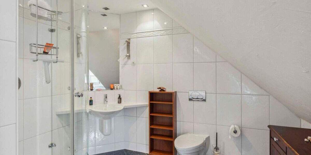 Reihenendhaus Königslutter - 7 Zimmer, 210 m&sup2;, 698.000&euro; | Angebot:24736692