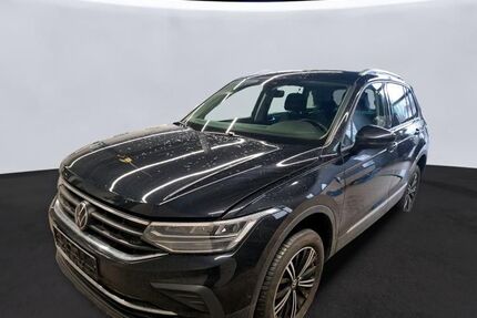VW Tiguan 56.050 km 27.990 &euro; Braunschweig Wenden 38110