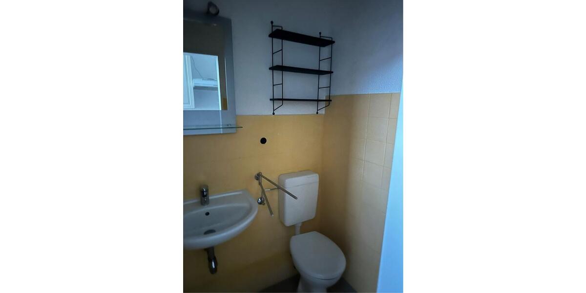 2 Zimmer Altbauwohnung im östlichem Ringgebiet 2 zimmer