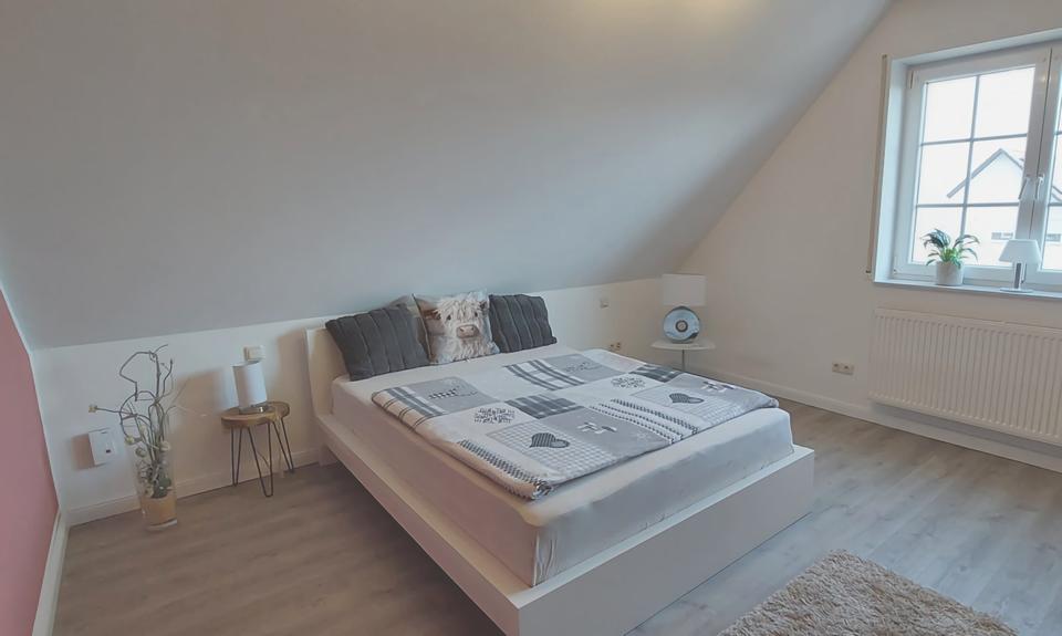 Einfamilienhaus Ilsede - 10 Zimmer, 277 m&sup2;, 625.000&euro; | Angebot:27096233