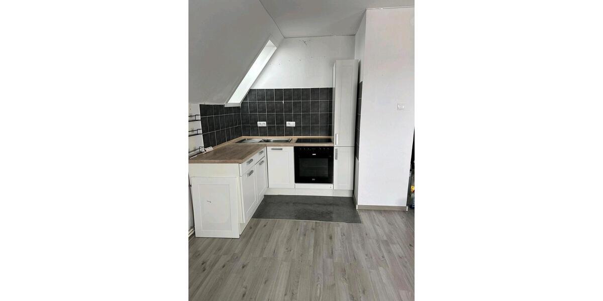 Dachgeschoßwohnung Börßum - 2 Zimmer, 47 m&sup2;, 290&euro; | Angebot:24663398