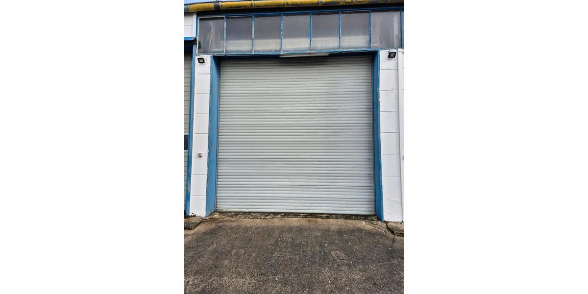 Halle Lagerhalle Stellplatz Airport Flughafen zimmer