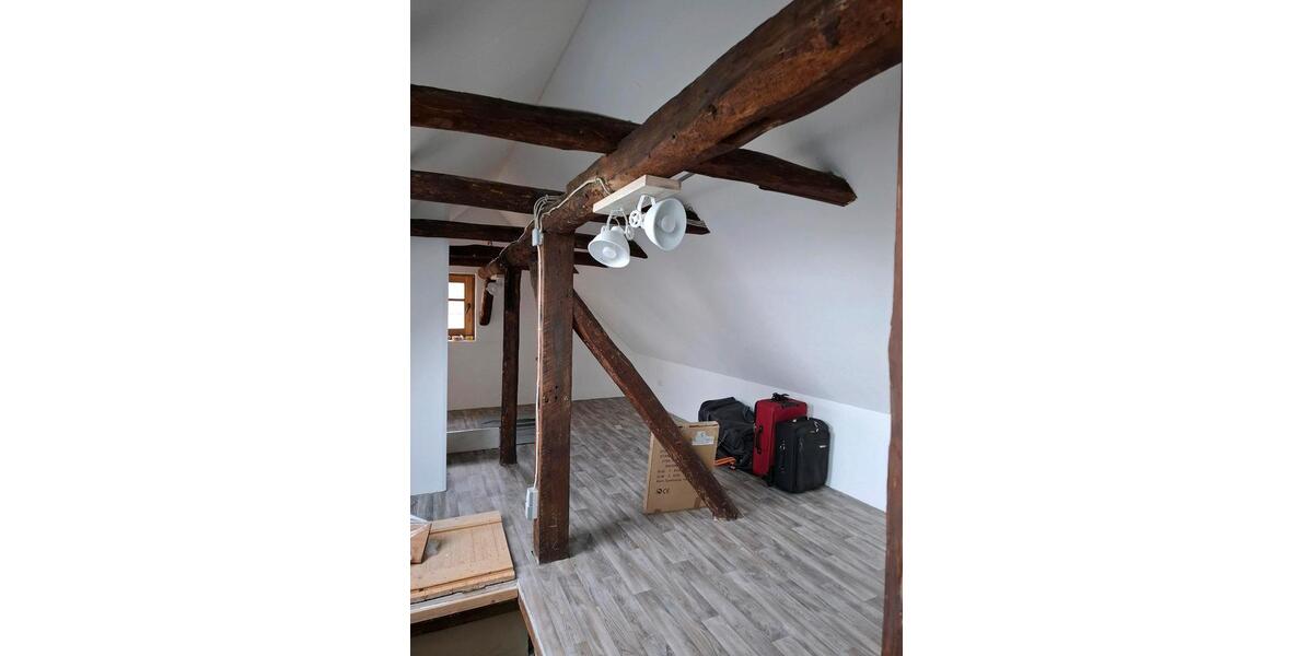 Einfamilienhaus Königslutter am Elm - 9 Zimmer, 165 m&sup2;, 1.100&euro; | Angebot:24640310