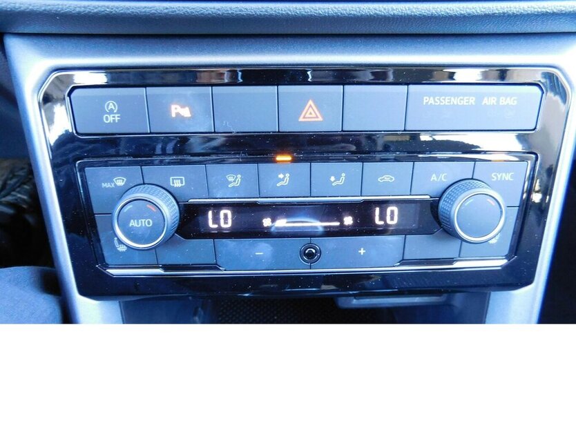 VW T-Cross 1.0 Life Active BMT TSI Radio Klima 14.800 km 16.990 € Vordorf 38533