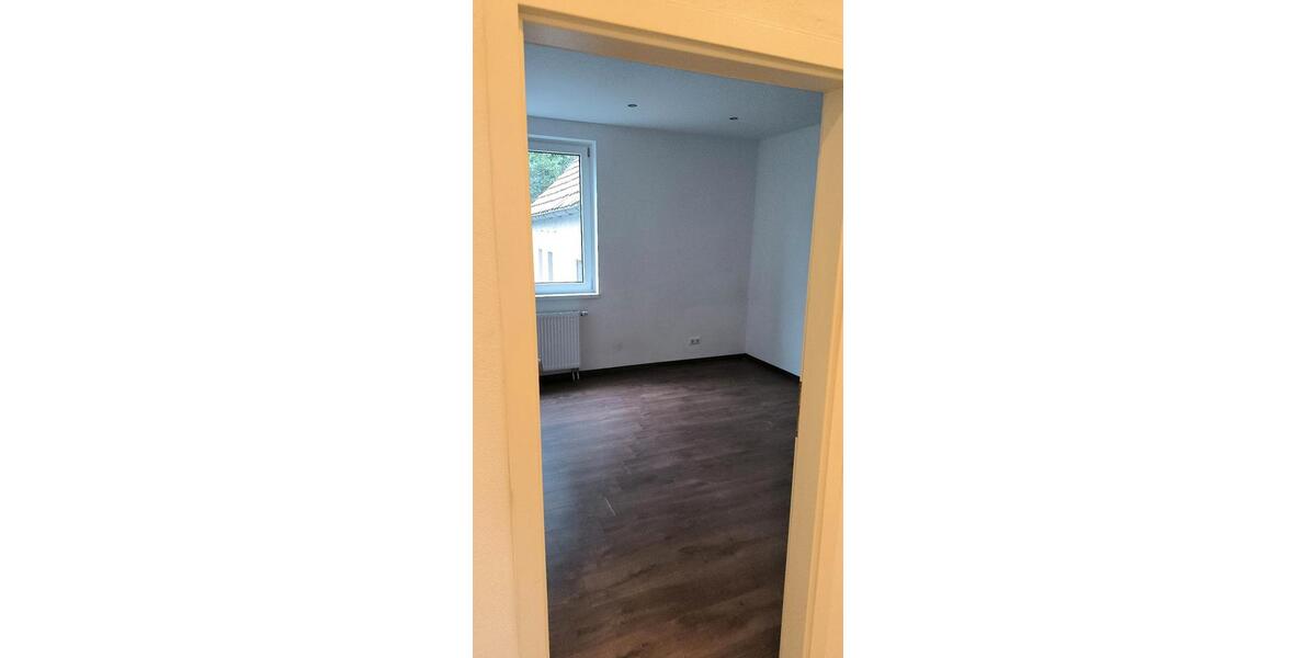 Erdgeschoßwohnung Söhlde - 3 Zimmer, 75 m&sup2;, 950&euro; | Angebot:25960189