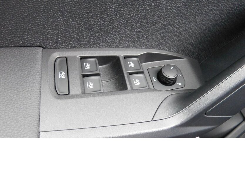 Seat Ibiza 1.0 Style TSI BMT DSG 4Trg Klima Navi 24.400 km 17.390 € Vordorf 38533