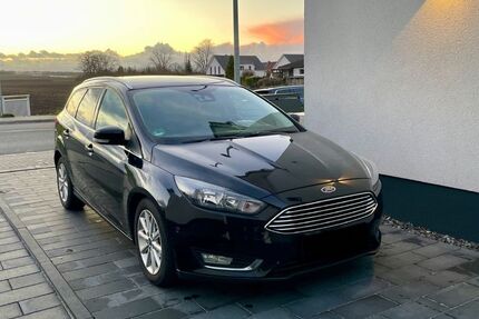 Ford Focus 130.323 km 9.400 € Wolfenbüttel 38302