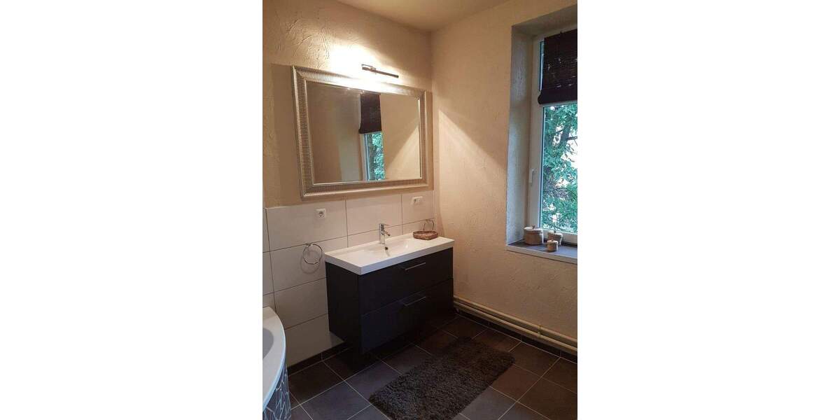 Etagenwohnung Salzgitter Sauingen - 4 Zimmer, 125 m&sup2;, 1.000&euro; | Angebot:24808155