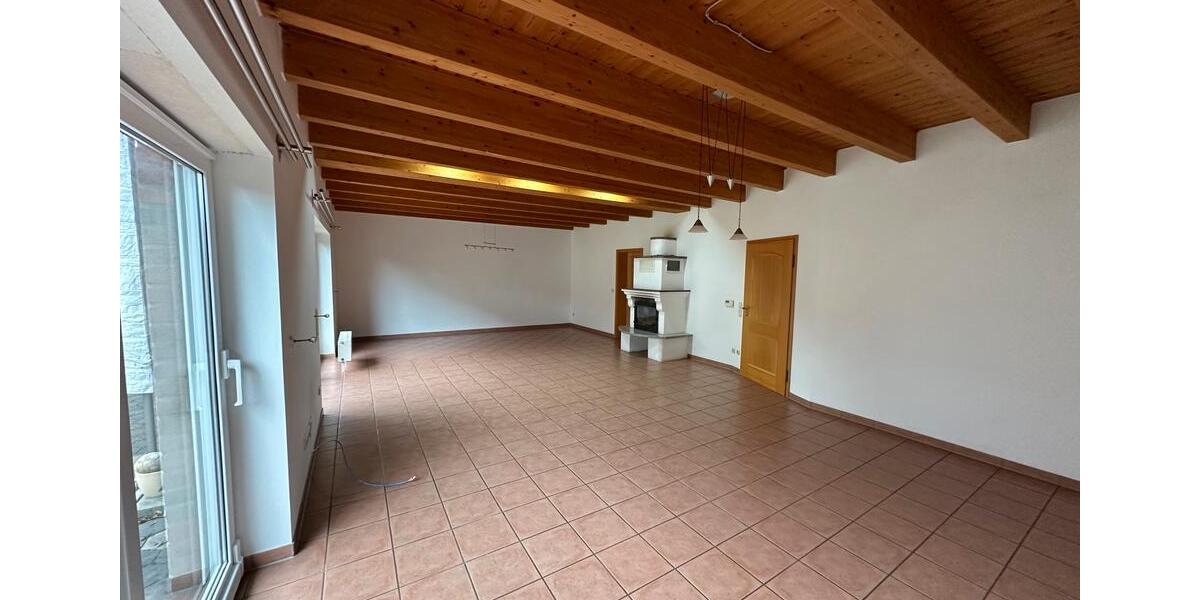 Doppelhaushälfte Rötgesbüttel - 4 Zimmer, 147 m&sup2;, 1.496&euro; | Angebot:25957149